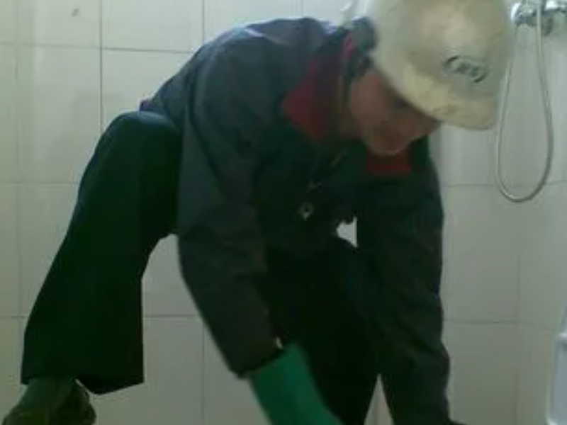 宁波镇海专业清理化粪池，抽粪公司
